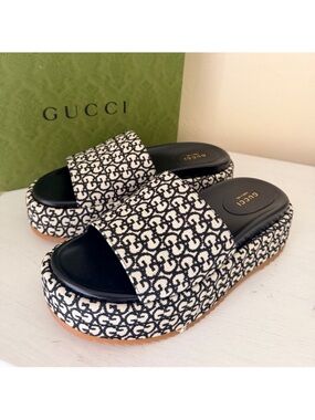 Gucci Black and White GG monogram Platform Slides current and priced to sell